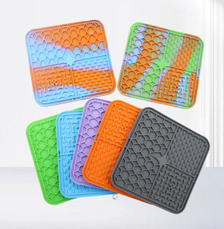 Slow-Feeder Lick Mat for Dogs